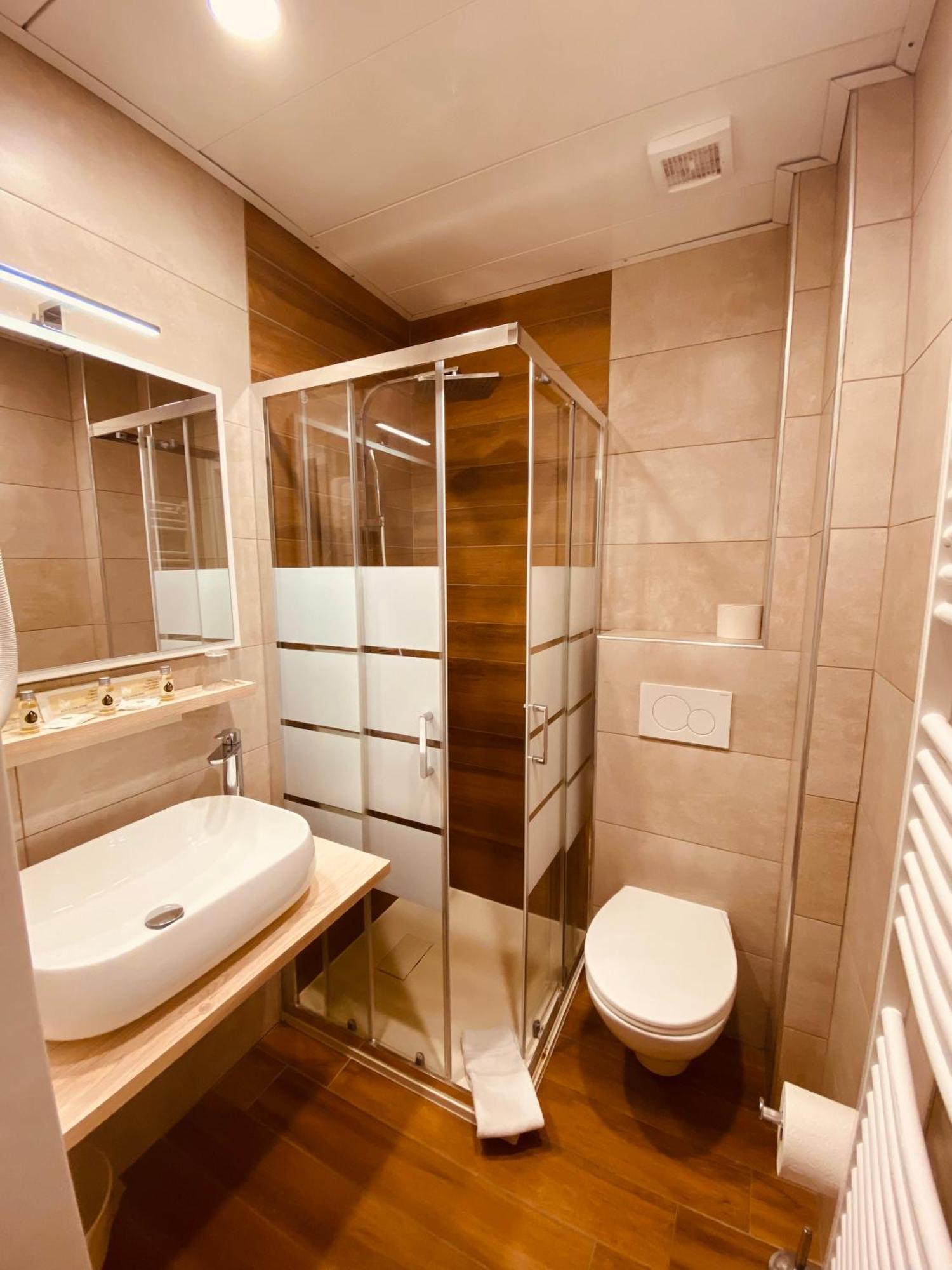 Hotel Garni Montaldi Muralto Eksteriør billede